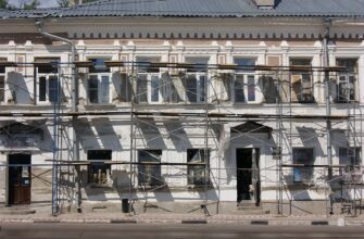 На основании проекта с визуализацией выполняют работы по реставрации фасадов